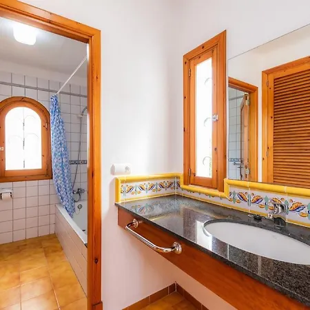 Villa-Rowley-Vacanza Con Attivita Per Tutte Le Eta *