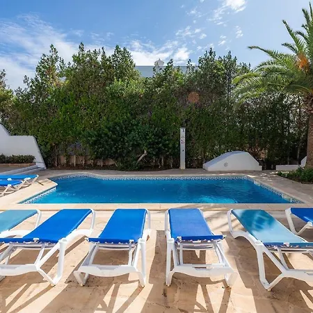 Villa-Rowley-Vacanza Con Attivita Per Tutte Le Eta Rezza